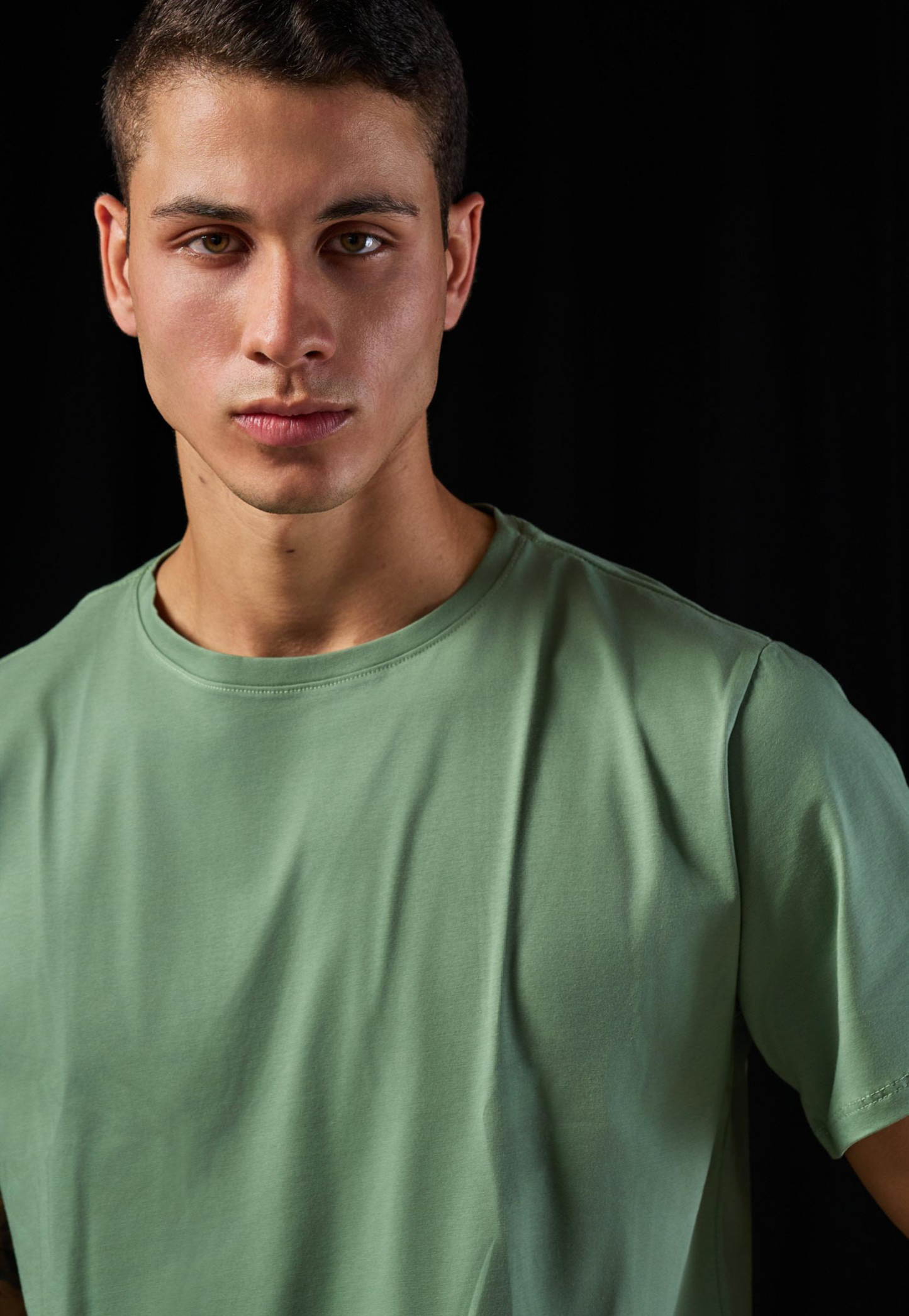 Camiseta Tela Fría Color Verde Salvia