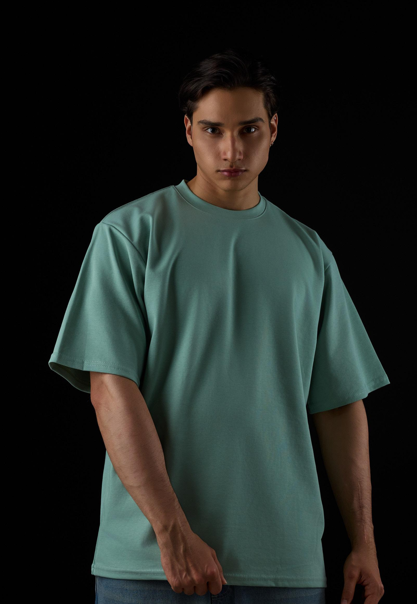 Camiseta Oversize Qatar Color Verde Invierno