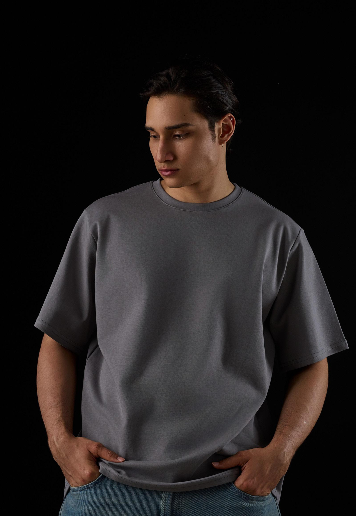 Camiseta Oversize Qatar Color Gris Oscuro