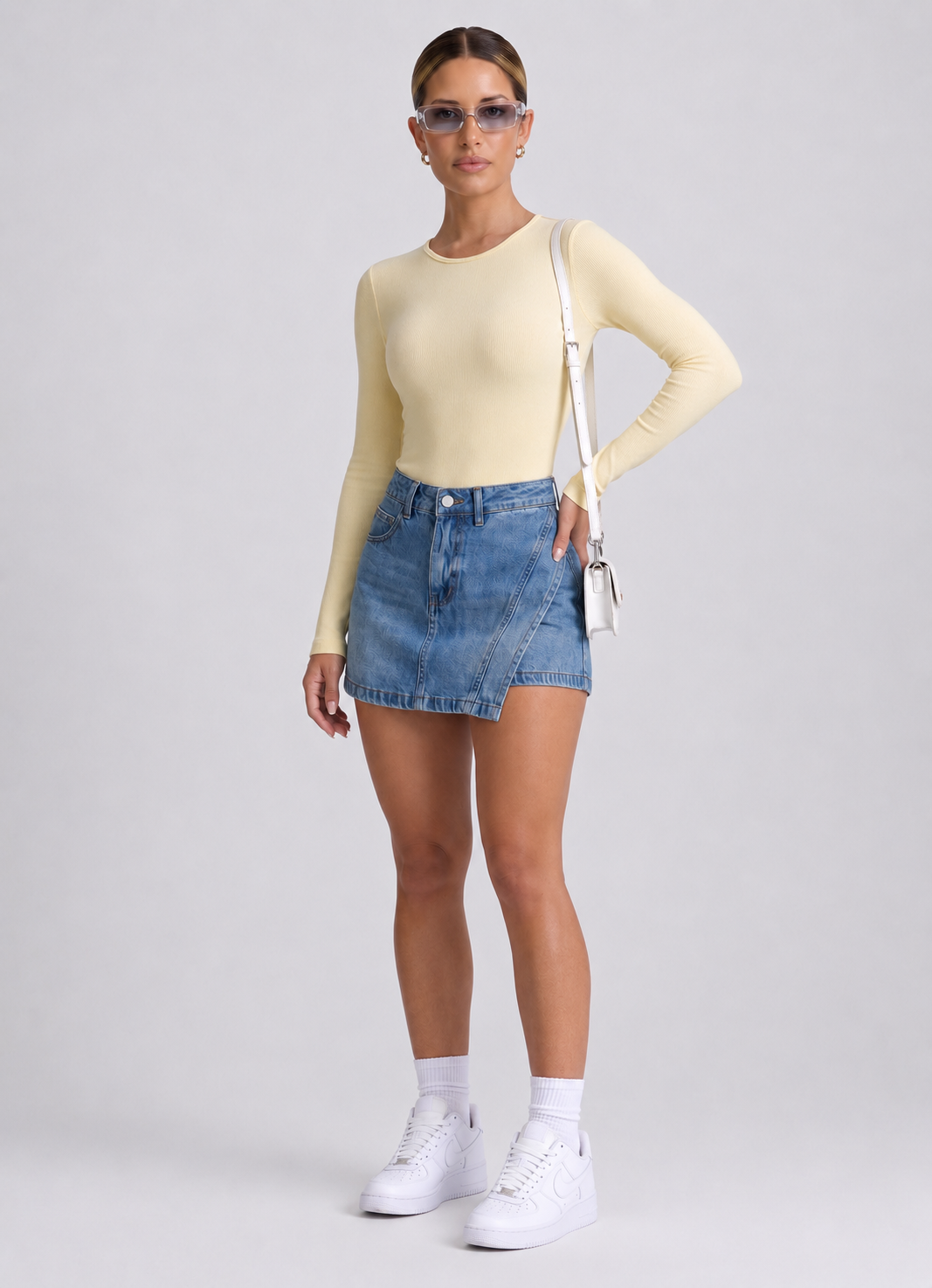 Body Manga Larga Color Amarillo y Sesgo Rosado