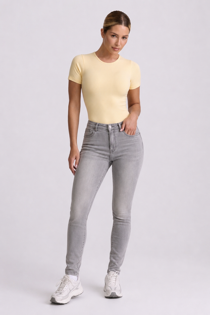 Body Manga Corta Color Amarillo y Sesgo Rosado