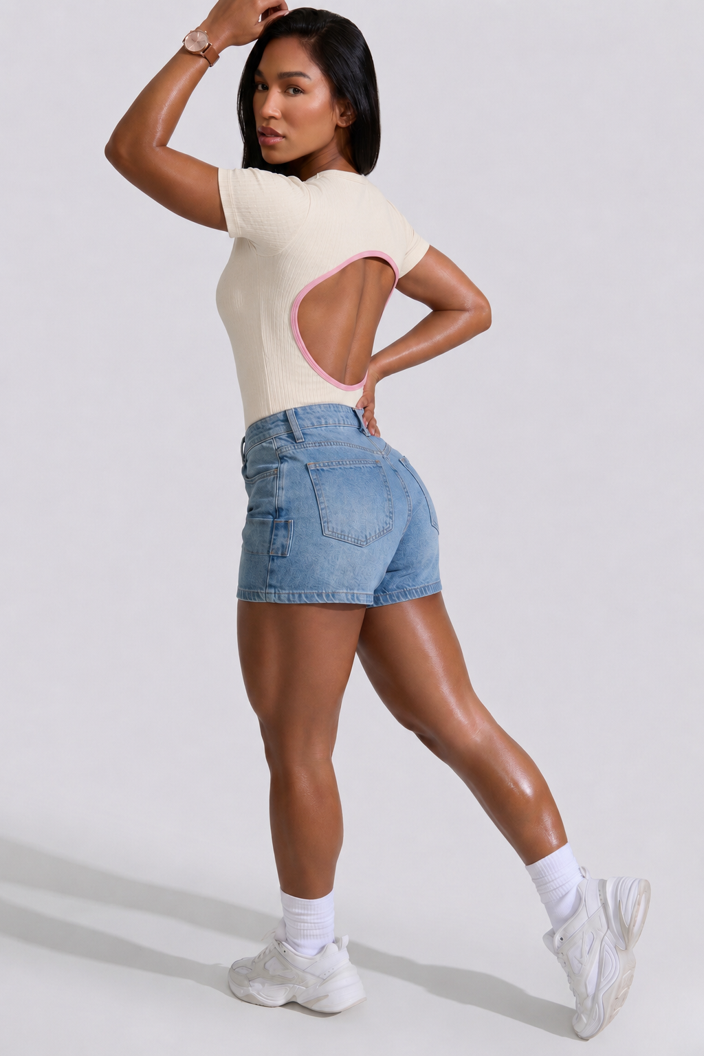 Body Manga Corta Color Blanco y Sesgo Rosado