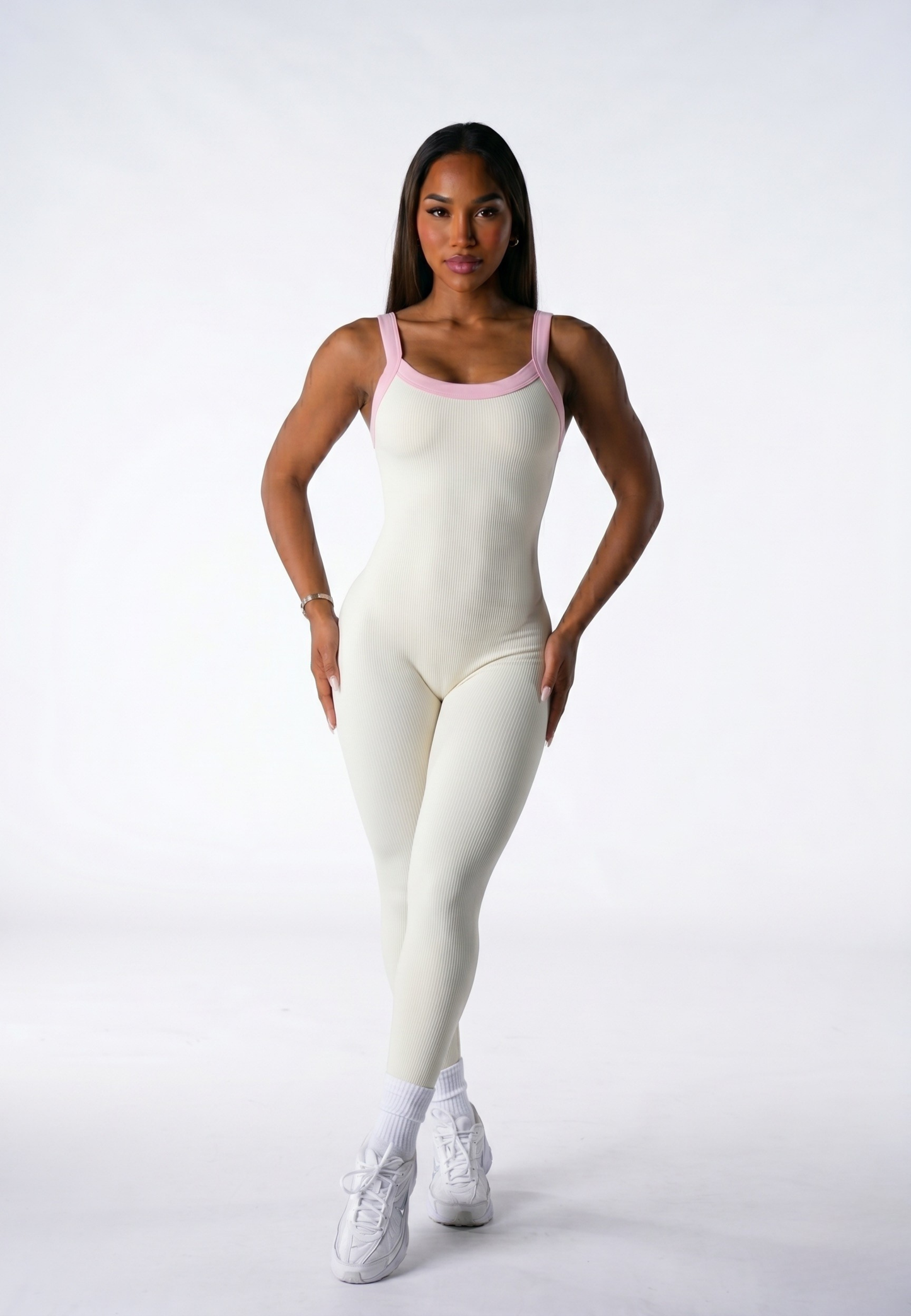 Enterizo Basic Color Blanco y Sesgo Rosado
