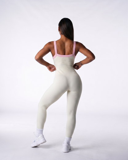 Enterizo Basic Color Blanco y Sesgo Rosado
