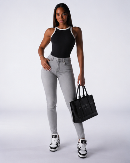 Body Lite Color Negro y Sesgo Blanco